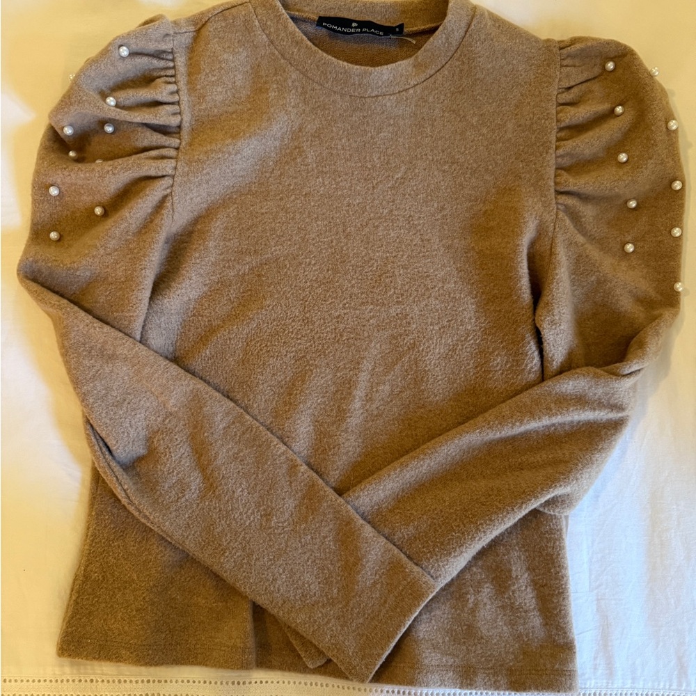 Women's Tan pomander place Sweater with Pearl Accents